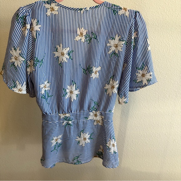 Sienna Sky Blue Stripe Floral Wrap Blouse Small Peplum Tie Waist Top - Picture 5 of 8
